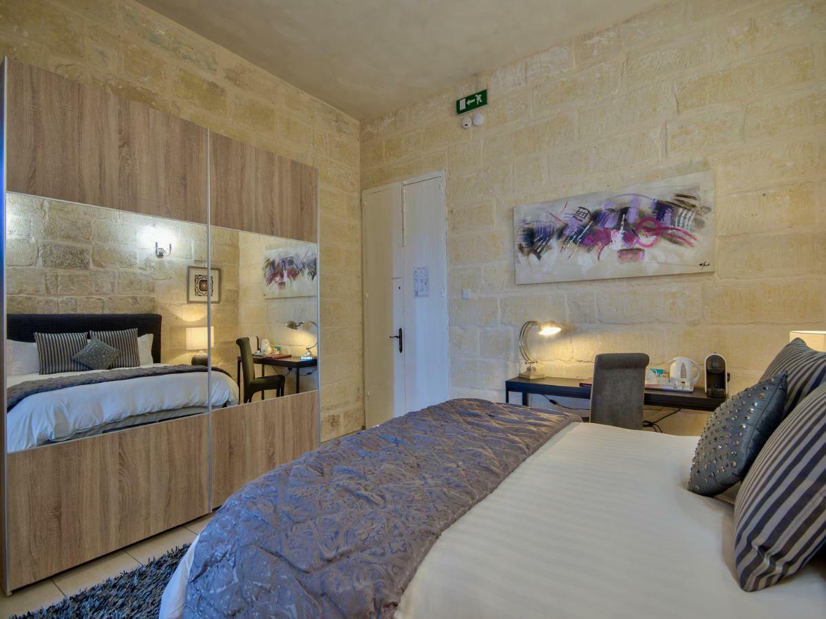 Julesy'S Bnb Cospicua Exterior foto